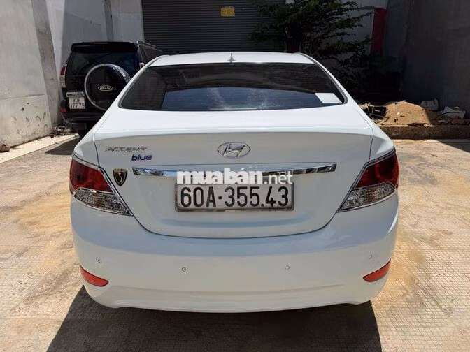 Hyundai Accent 2013 1.4 MT Số sàn Trắng