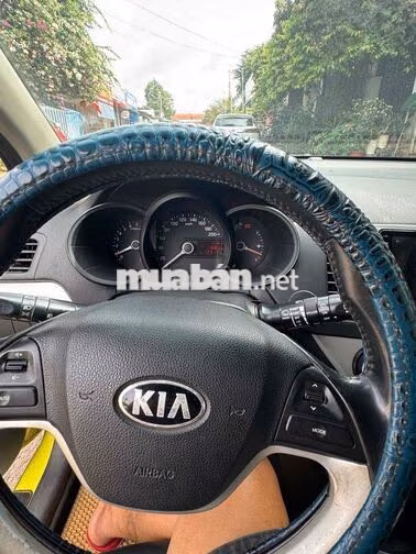 Kia Picanto S 2013 Số sàn Vàng chanh