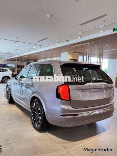 Volvo XC90 Ultra B5 AWD 2025 Trắng