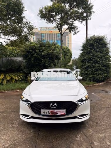 Mazda Mazda 3 2024 Trắng 21.000 km