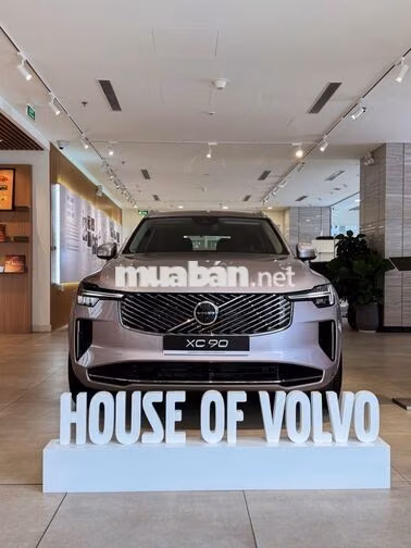 Volvo XC90 Ultra B5 AWD 2025 Trắng