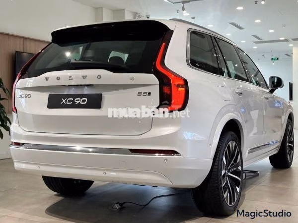 Volvo XC90 Ultra B5 AWD 2025 Trắng