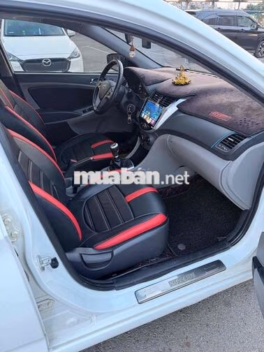 Hyundai Accent 2013 1.4 MT Số sàn Trắng