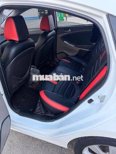 Hyundai Accent 2013 1.4 MT Số sàn Trắng