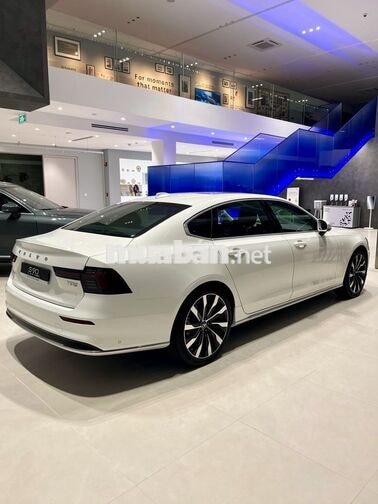 S90 LWB Ultimate Recharge T8 AWD 2026 Aurora