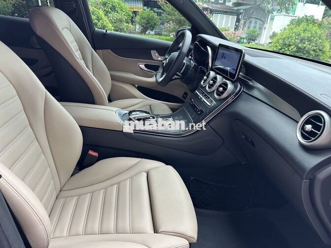 Mercedes-Benz GLC300AMG 2016 Nâu 5 chỗ