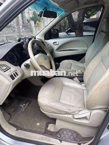 Mitsubishi Zinger 2008 Bạc 7 chỗ