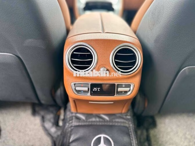 Mercedes-Benz E300 V1 2022 Trắng 43k km