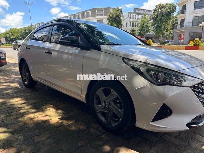 Hyundai Accent 2022 ATH Trắng