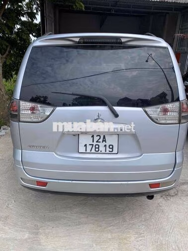 Mitsubishi Zinger 2008 Bạc 7 chỗ