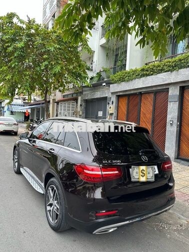 Mercedes-Benz GLC300AMG 2016 Nâu 5 chỗ