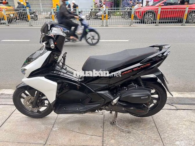 Honda Air Blade 2019 Đen trắng đã qua sử dụng