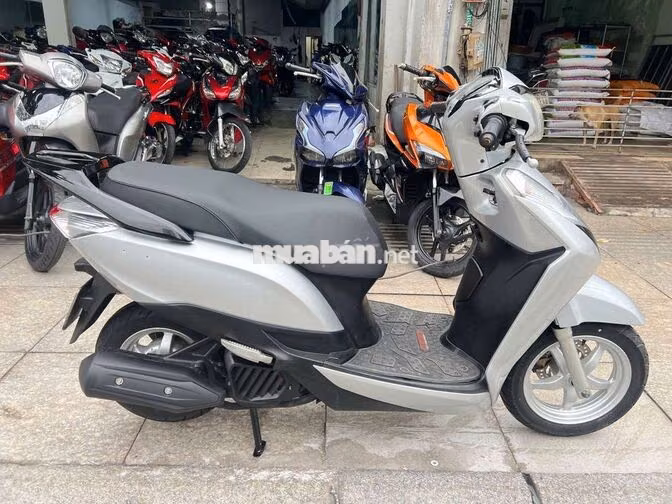 Honda Lead Fi 2016 Bạc Đã sử dụng