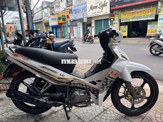 Yamaha Sirius 2012 Trắng đen bstp