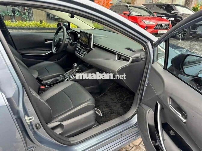 Toyota Corolla Altis 1.8V 2022 - Nhập Thái