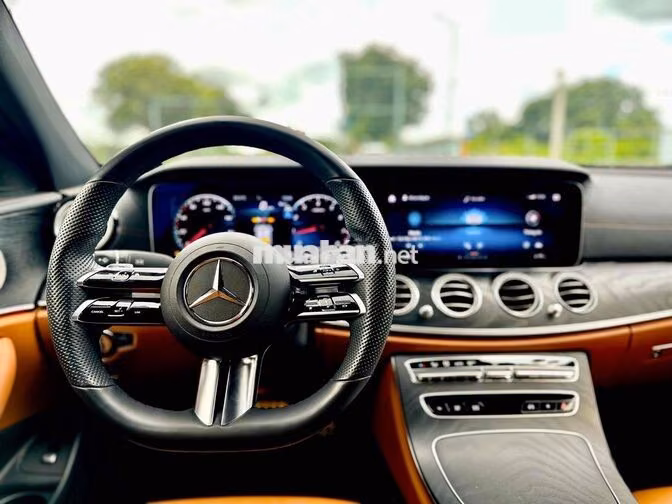 Mercedes-Benz E300 V1 2022 Trắng 43k km