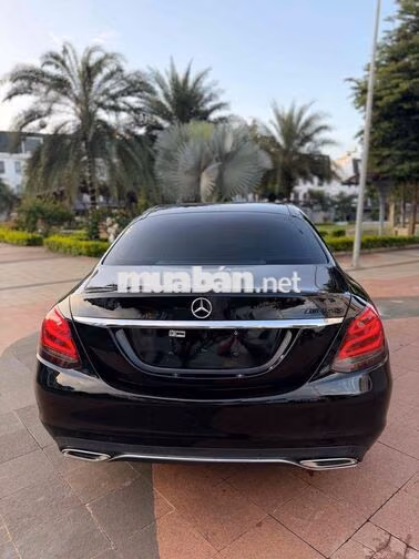 Mercedes-Benz C200 đời 2016