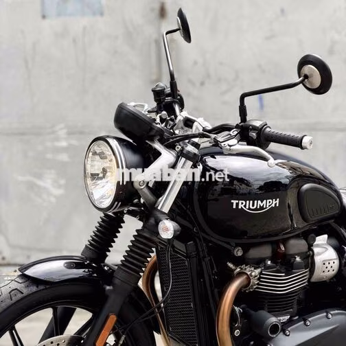 Triumph Street Twin 900 1.594 km Đen