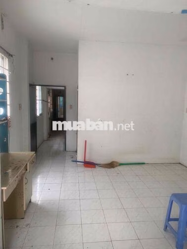 Cho thuê nhà Mt ĐHT 06, sát KDC An Sương, 4.2x17m, 1 lầu, 2pn, Q12