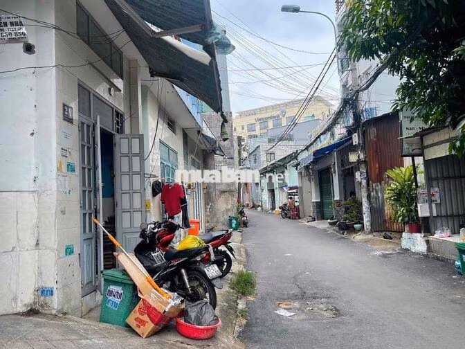 PHÒNG  Đặng văn Bi , , ĐH kiến truc  2,8 TRIỆU