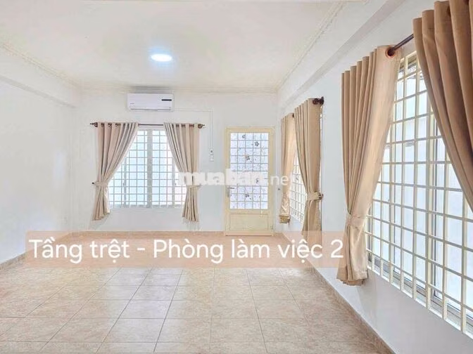 Mặt bằng kinh doanh 1 trệt 2 Lầu 5x33m.