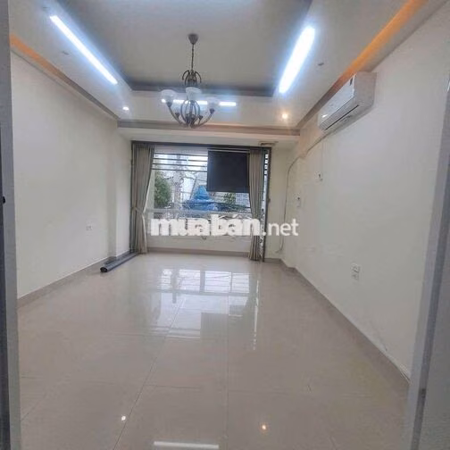 Cho Thuê Nhà 1 Trệt 3 Lầu 4x18m Mặt Tiền Đường Số Phường Tân Kiểng