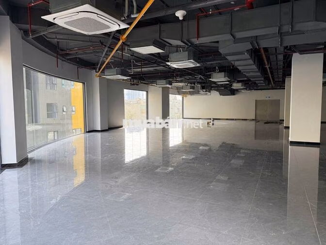 MẶT BẰNG SIÊU  RỘNG - FULL TIỆN ÍCH - PHÙ HỢP CHO KINH DIANH NHÀ HÀNG