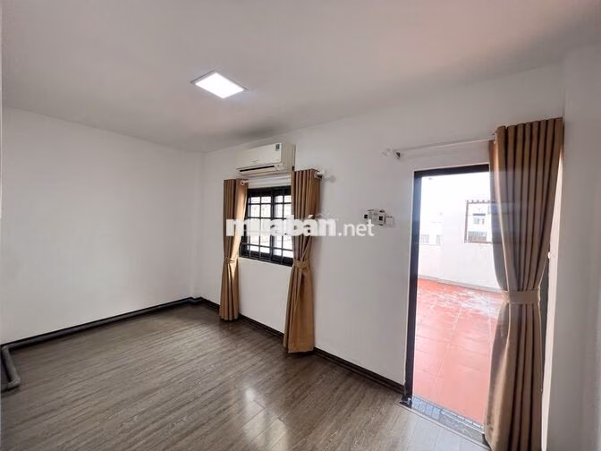 CHO THUÊ NHÀ Ở KINH DOANH 4 TẦNG 6 PHÒNG GẦN NGAY KHU PHỐ HÀN