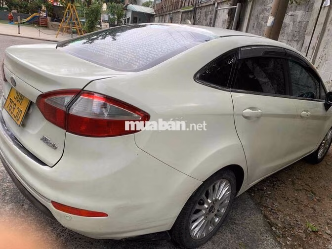 Ford Fiesta 2017 1.5 Số tự động Trắng