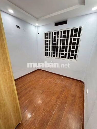 Nhà cho thuê Lạc Long Quân, TB (2PN 2WC) hẻm ba gác, nhà trống ở ngay