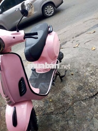 Xe máy Vespa 50cc Hồng biển hcm dễ thương