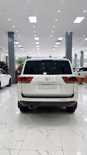 Bán Toyota Land Cruiser LC300 Model 2023. xe đẹp xuất sắc.