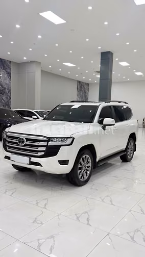 Bán Toyota Land Cruiser LC300 Model 2023. xe đẹp xuất sắc.