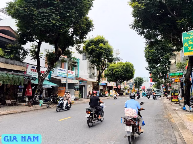 BÁN NHÀ GÓC 2 MẶT TIỀN : ĐƯỜNG VƯỜN LÀI - P. PHÚ THỌ HOÀ - Q. TÂN PHÚ 
