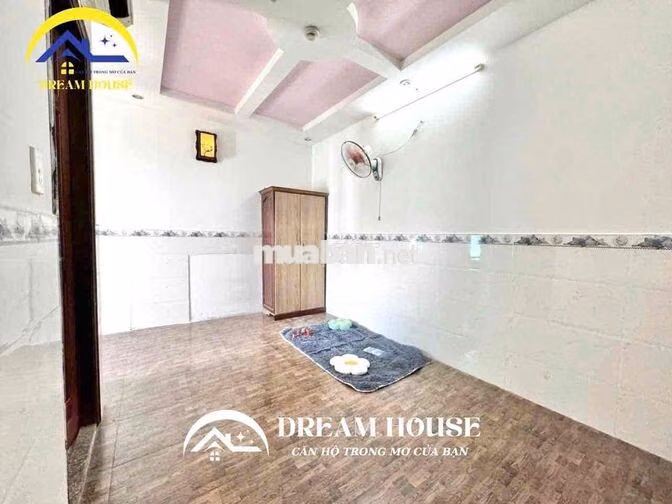 Phòng Đầy Đủ Nội Thất Gần Đại Học Công Thương Và HV Hàng Không