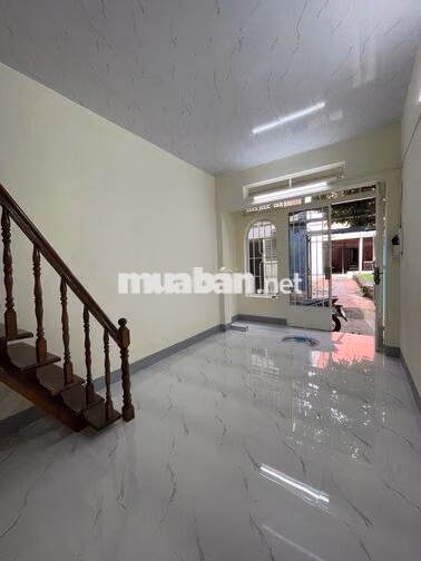 HIẾM Q7- HẺM ÔTÔ- SÁT MT- 3x10m- 2 LẦU- KO LỘ GIỚI- CHỈ 4 TỶ nhỉnh