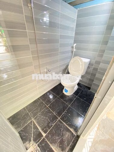 NHƯỢNG MẶT BẰNG KINH DOANH GẦN SÂN BAY
