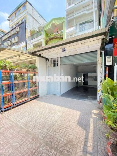 NHƯỢNG MẶT BẰNG KINH DOANH GẦN SÂN BAY