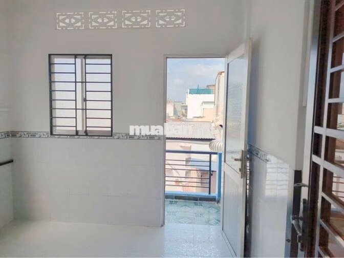 NHÀ ĐẸP Q7- 3 LẦU ĐÚC- 3,2x8m - 4PN- KO QH- CHỈ 3 TỶ NHỈNH