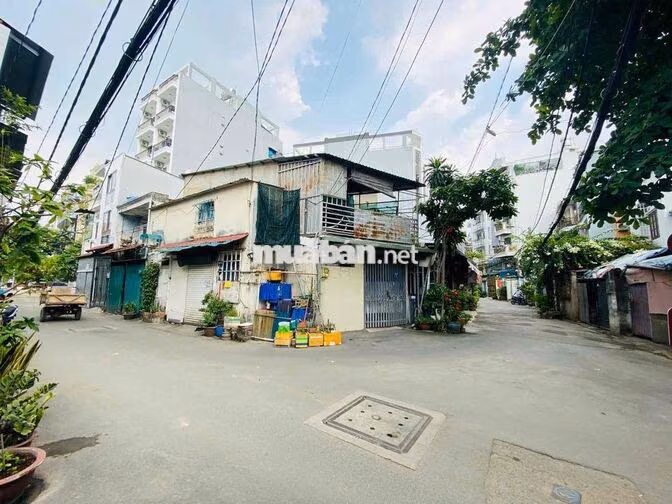 Khó Nghĩ Quá Anh Chị Lô Góc Hai Mặt Tiền 42m2 Thì Kinh Doanh Gì Đây