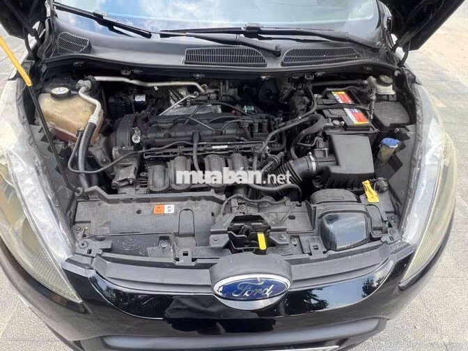 Ford Fiesta 2011 Tự động Đen 120.000 km