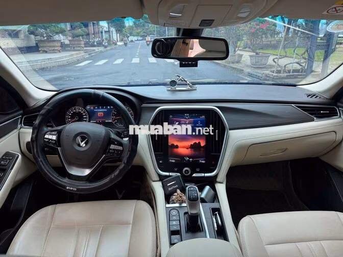 VINFAST LUX A 2.0 PREMIUM 2022 XE GIA ĐÌNH 1 CHỦ
