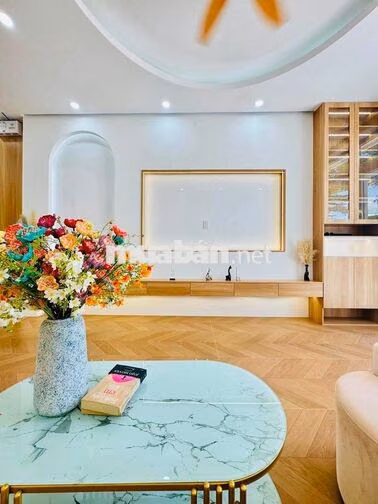 BÁN NHÀ 1 TRỆT 1 LẦU NGANG BỆNH VỆN NHI ĐỒNG