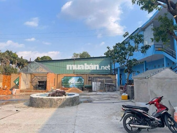 CHÍNH CHỦ CHO THUÊ NHÀ XƯỞNG 1350M2 ĐƯỜNG CON GIÁ TỐT