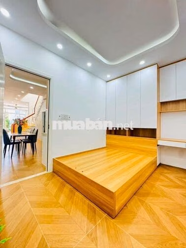 BÁN NHÀ 1 TRỆT 1 LẦU NGANG BỆNH VỆN NHI ĐỒNG
