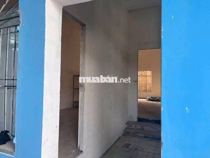 CHÍNH CHỦ CHO THUÊ NHÀ XƯỞNG 1350M2 ĐƯỜNG CON GIÁ TỐT