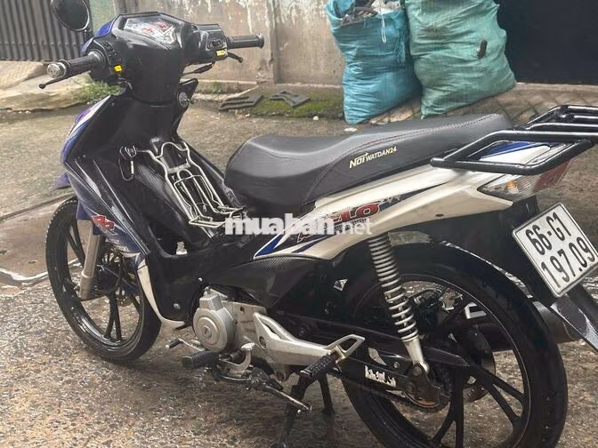 Suzuki Axelo Xanh dương Việt Nam