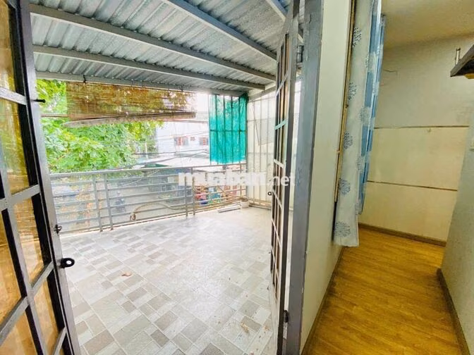 Khó Nghĩ Quá Anh Chị Lô Góc Hai Mặt Tiền 42m2 Thì Kinh Doanh Gì Đây