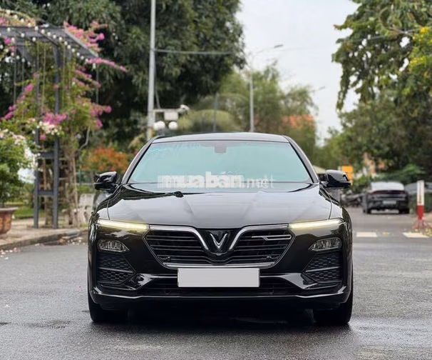 VINFAST LUX A 2.0 PREMIUM 2022 XE GIA ĐÌNH 1 CHỦ