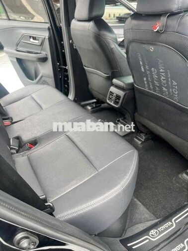 Toyota Yaris Cross HEV 2023